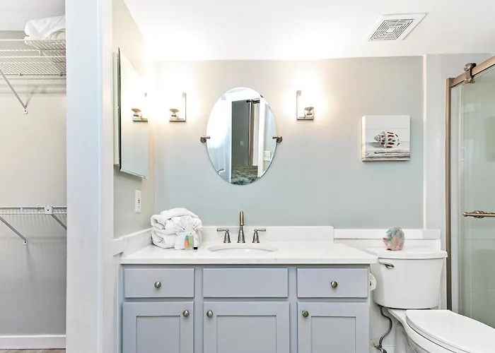 Apartment Compass Point 310