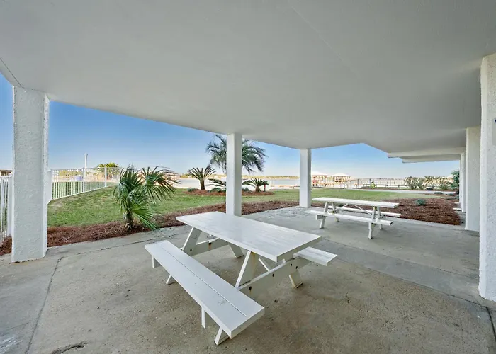 Compass Point 310 *