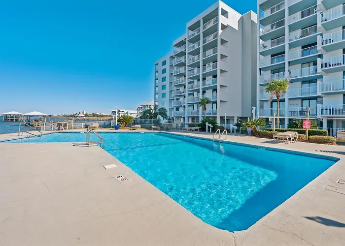 Apartment Compass Point 310