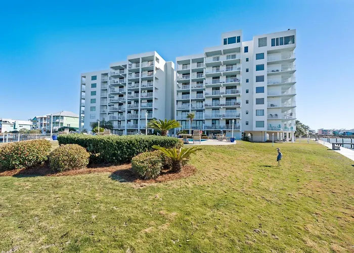 Apartment Compass Point 310 *