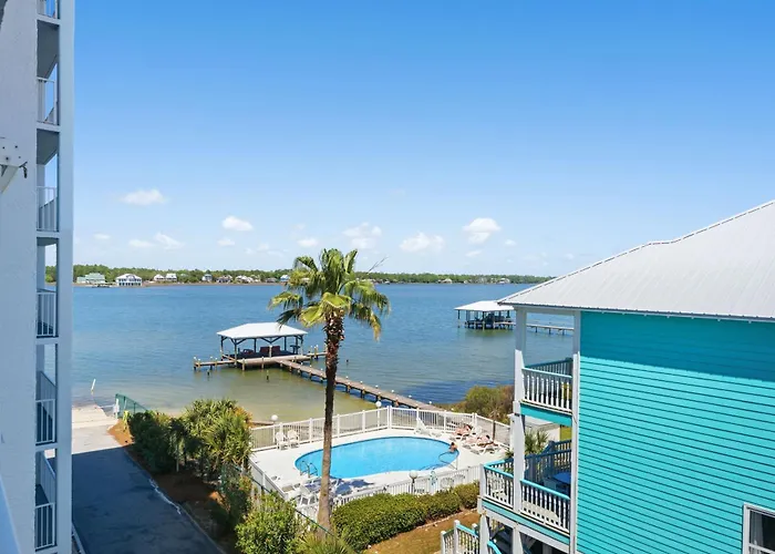 Apartment Compass Point 310 *